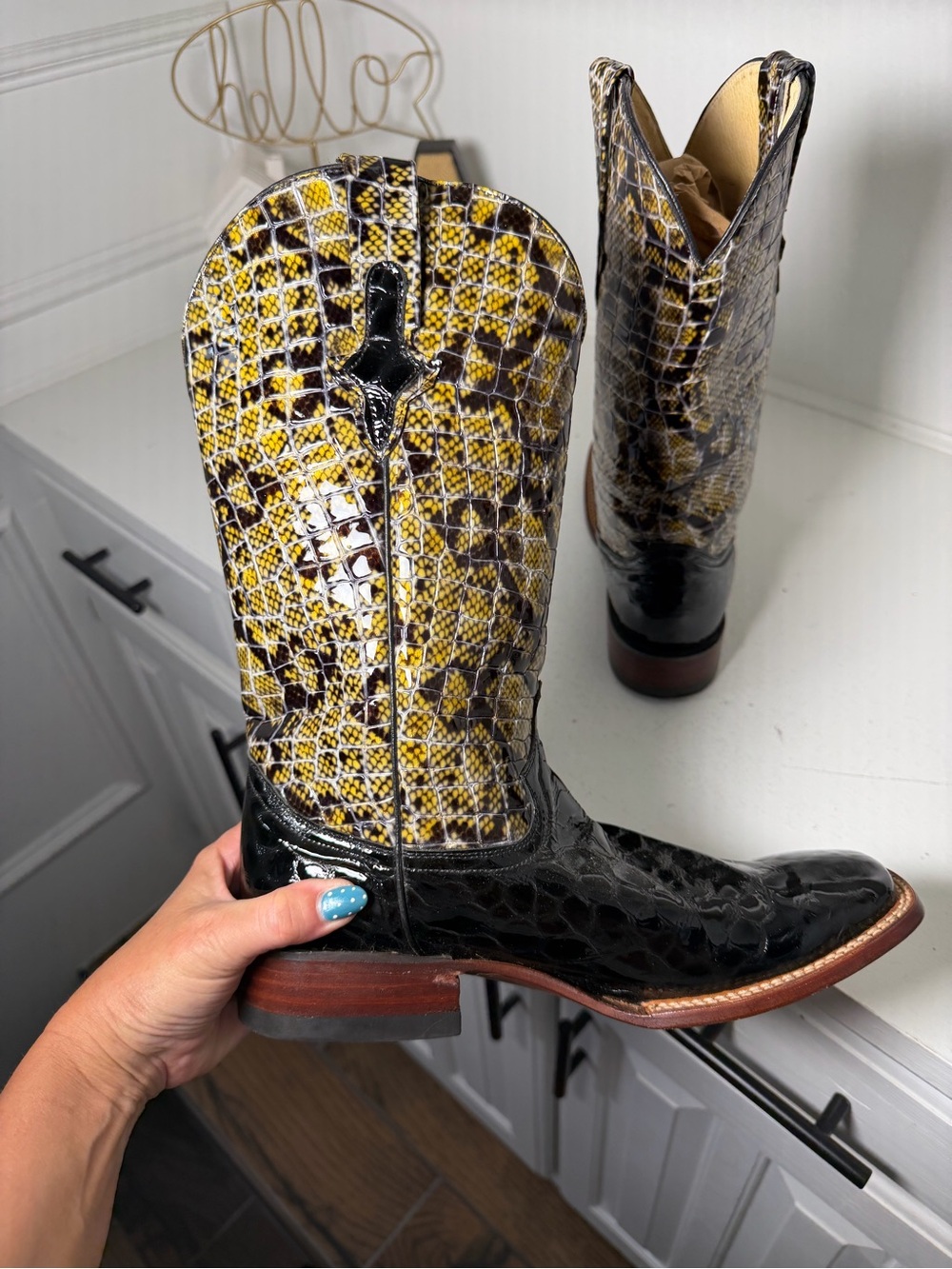 Ferrini Womens 10B Black Patent Snake Print Cowboy Boots Exotic Western - Picture 7 of 9
